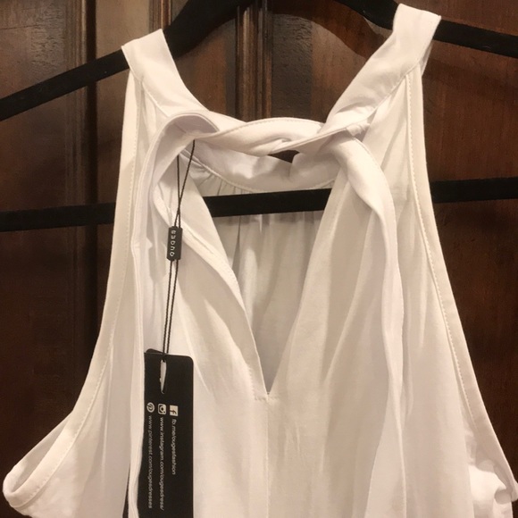 White summer dress - Picture 2 of 2